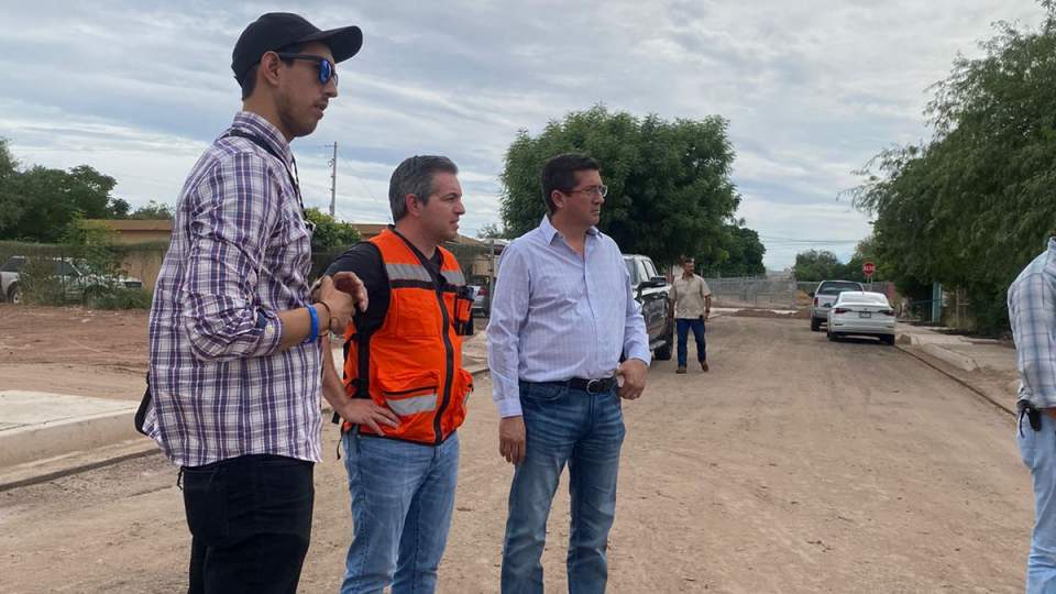 Por concluir la obra de pavimentación de la calle Ovidio en Navojoa